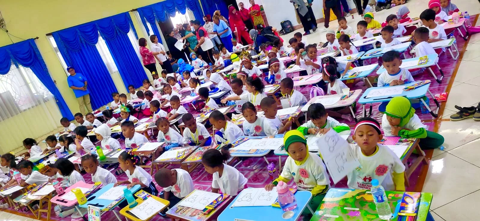 Anak-Anak Antusias Ikuti Perlombaan, Peringati Hari Anak Nasional