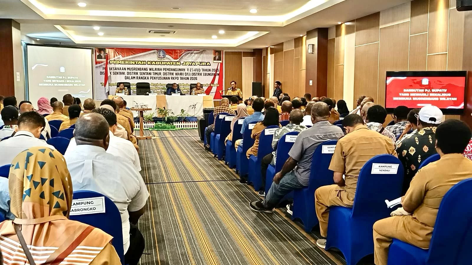 Buka Musrenbang Distrik WP I, Ini Harapan Pj Bupati Siriwa
