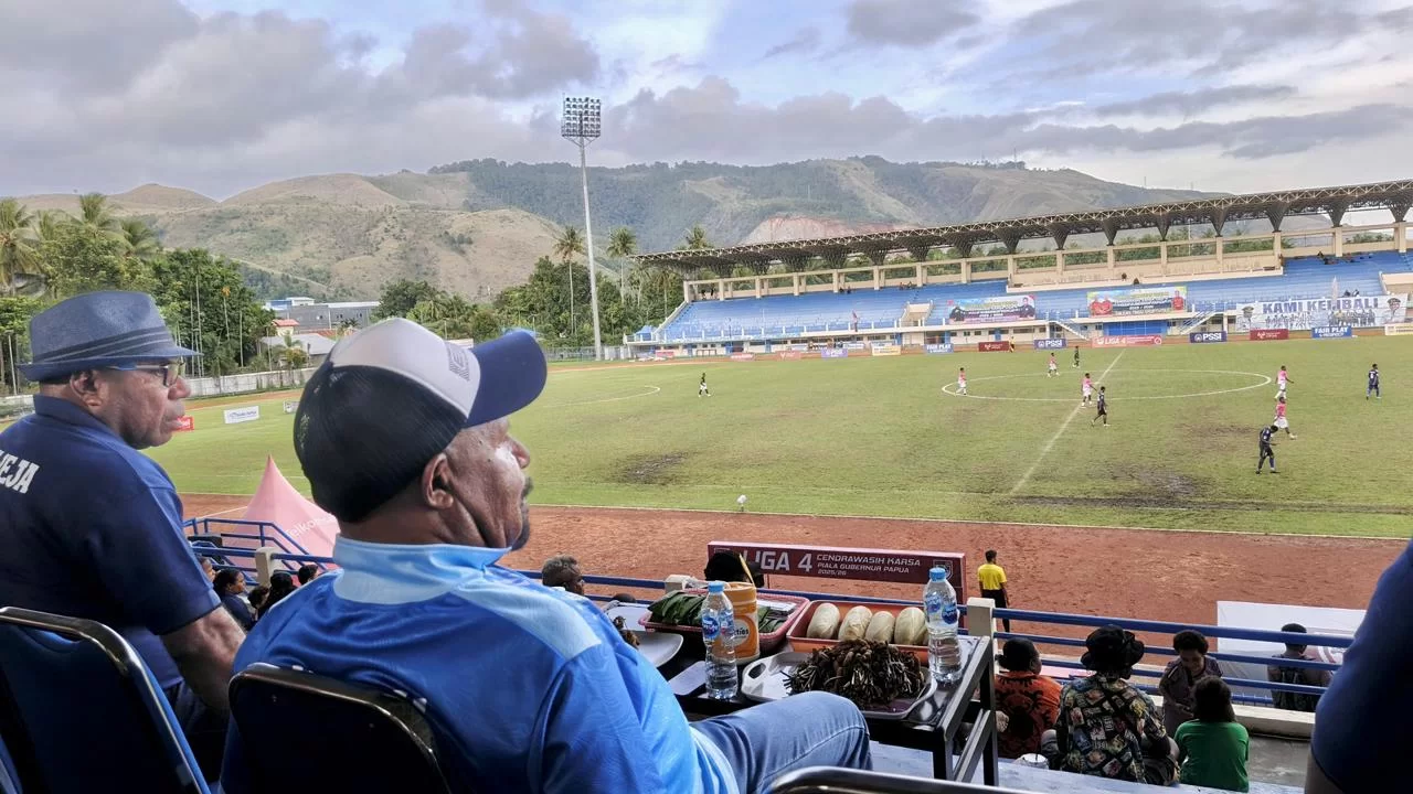 Bupati Jayapura Saksikan Langsung Laga Liga 4, Persidafon Menang Telak 3-0 atas Persiweja