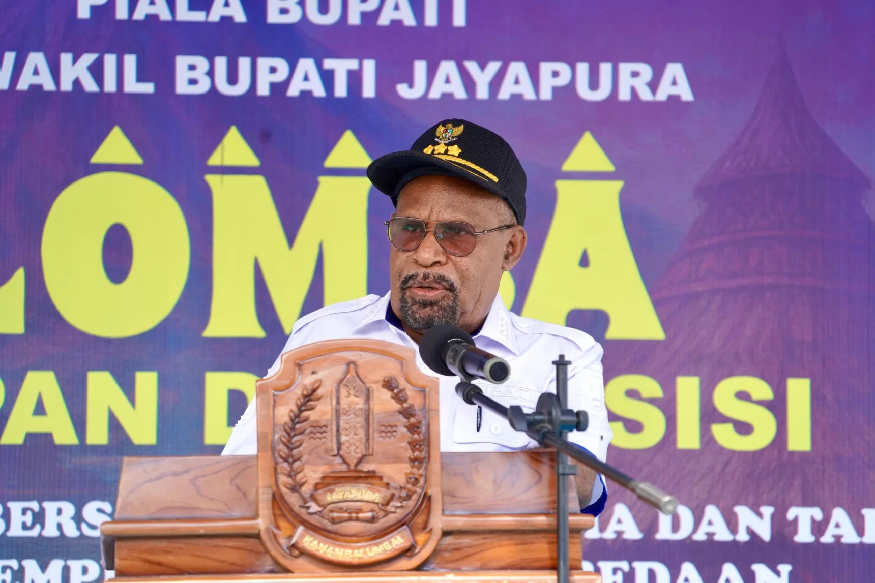 Bupati Yunus Wonda: Mulai 1 Agustus Wajib Pasang Bendera Merah Putih