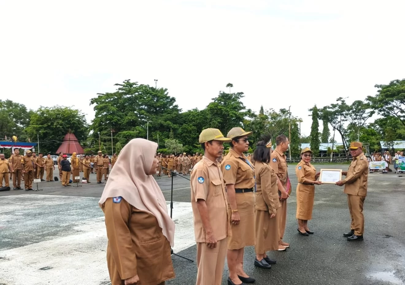 Dinilai Peduli Lingkungan, Enam Sekolah Di Kabupaten Jayapura Terima Adiwiyata