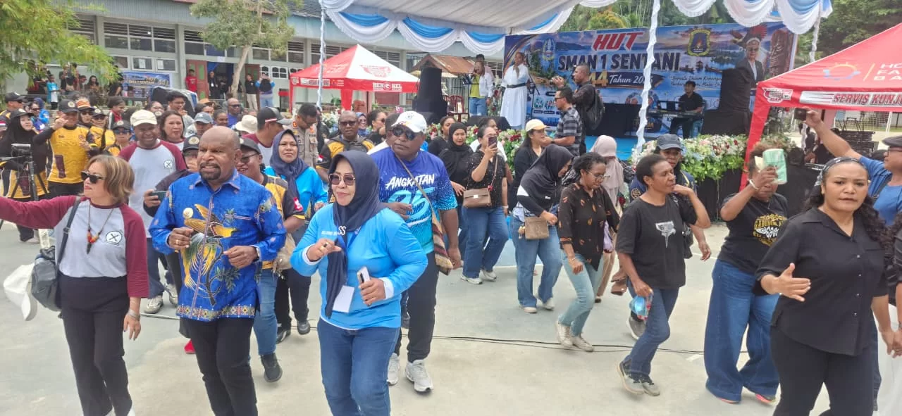 HUT Akbar ke- 44 SMA Negeri 1 Sentani, Bupati Jayapura: Guru Adalah Fondasi Lahirnya Generasi Berprestasi