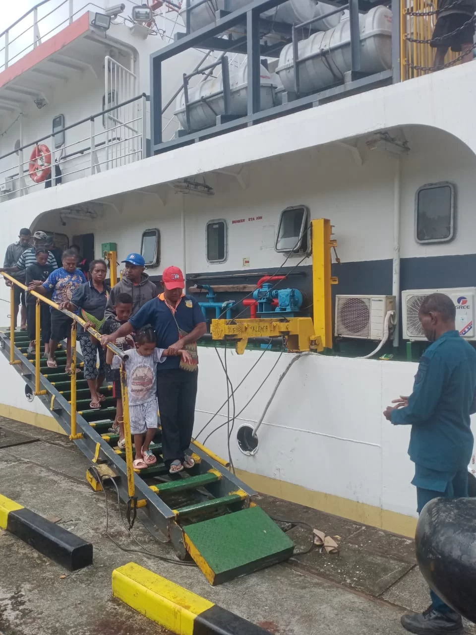Pelabuhan Depapre, Kini Layani Bongkar Muat Penumpang