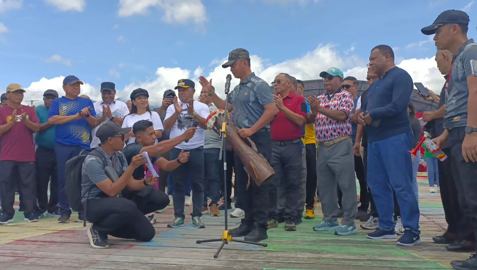 Peringati Hari Juang TNI AD ke- 80, Koops Swasembada Gelar Festival Dayung Sentani