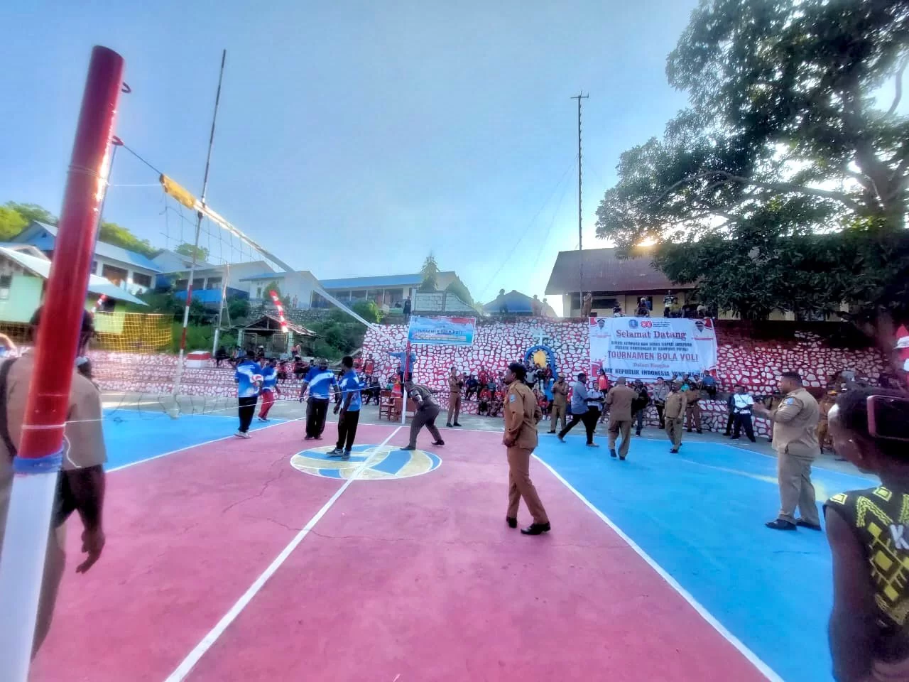 Turnamen Bola Voli Wilayah Pembangunan I Resmi di Buka Bupati Jayapura